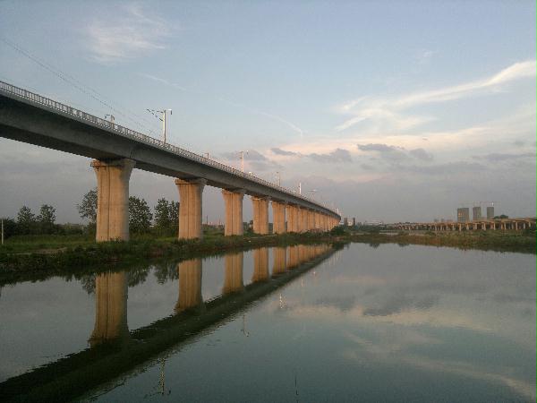 成渝鐵路采用松夏<a href='http://zj17tou.cn/' target='_blank'><u>空氣彈簧</u></a>